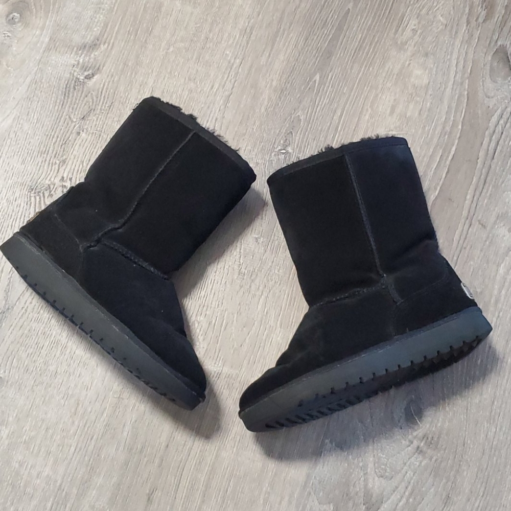 RJS fuzzies black leather suede winter boots